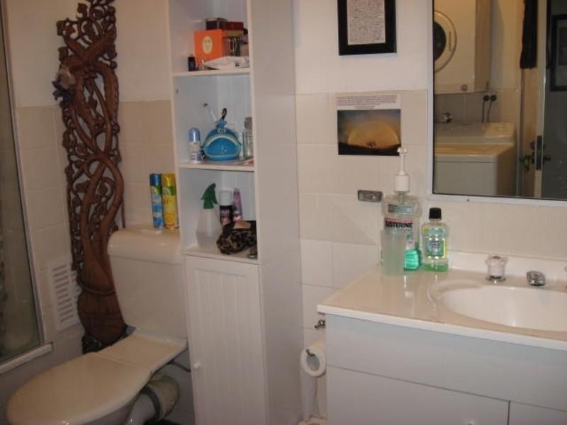 111 Markeri Street, Mermaid Waters QLD 4218