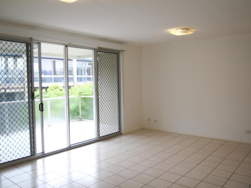 16 WREN STREET, Bowen Hills QLD 4006