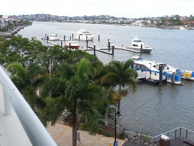 1 Gray St, New Farm QLD 4005