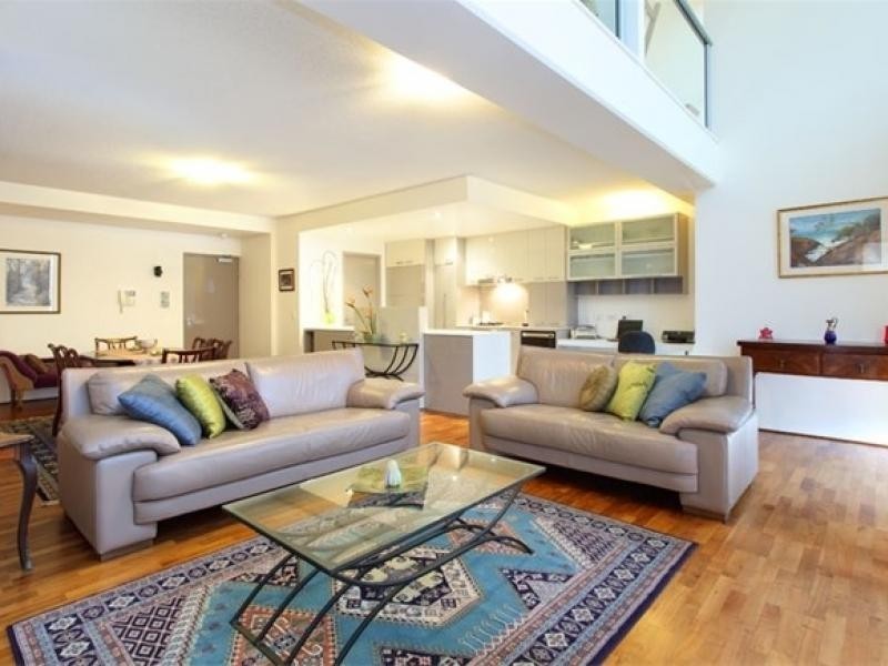 35 Buchanan St, West End QLD 4101