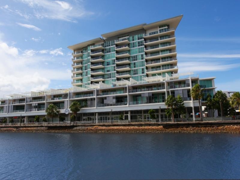 1 Duporth Avenue, Maroochydore QLD 4558