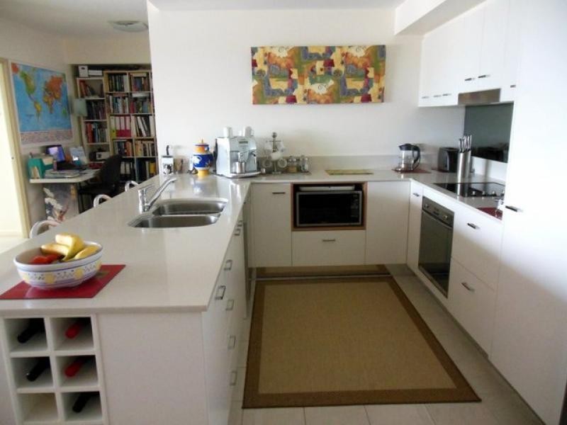 1 Duporth Avenue, Maroochydore QLD 4558