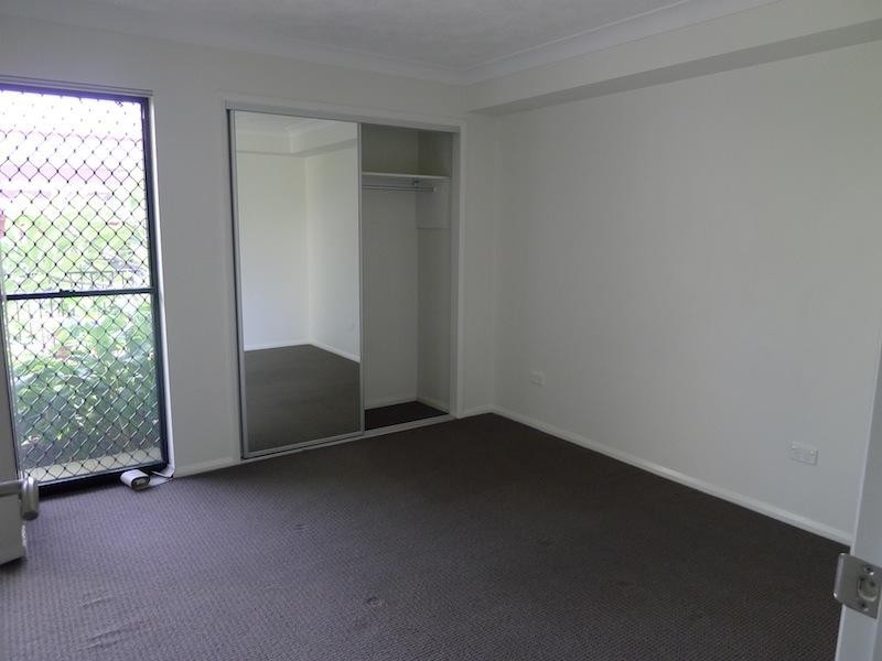 35 Hamilton Road, Moorooka QLD 4105