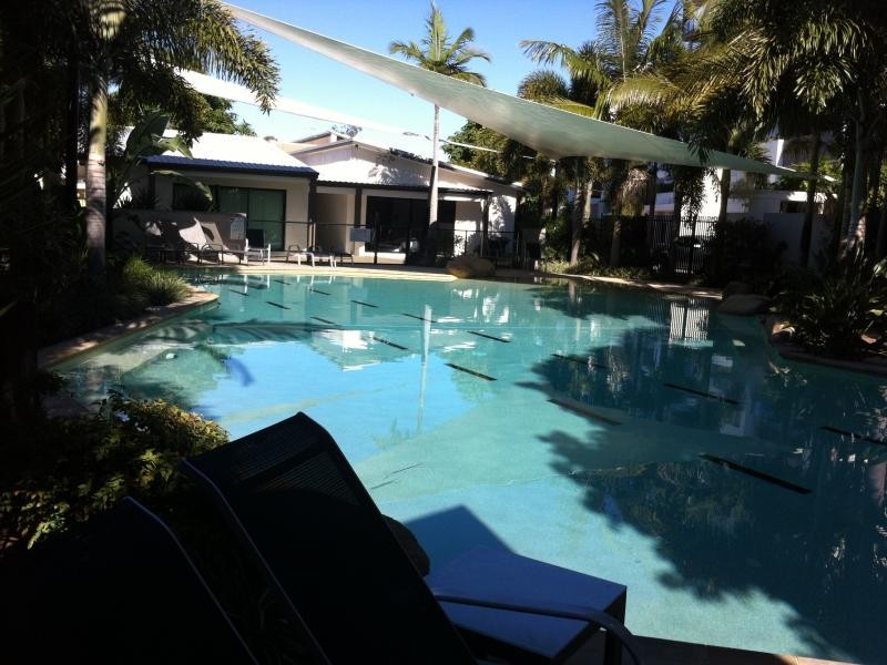 16 Surbiton Court, Carindale QLD 4152