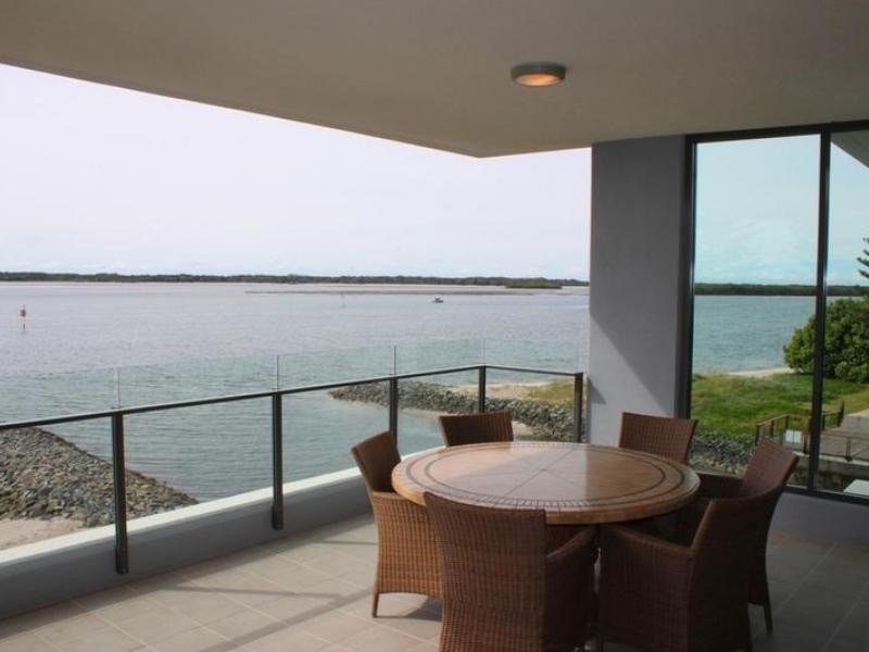 323 Bayview Street 323 Bayview Street, Hollywell QLD 4216