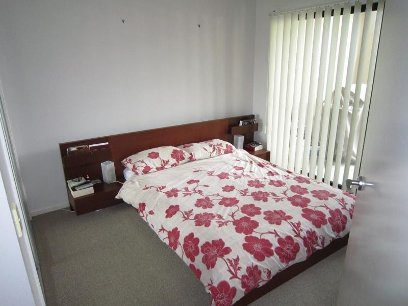 70 Norman Crescent, Norman Park QLD 4170