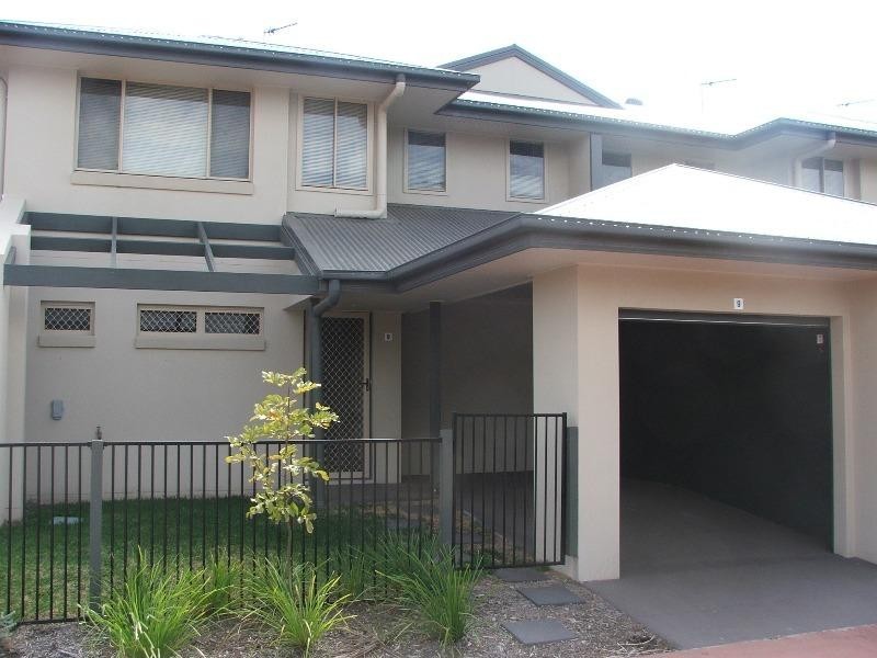 1 Ibis Boulevard, Eli Waters QLD 4655