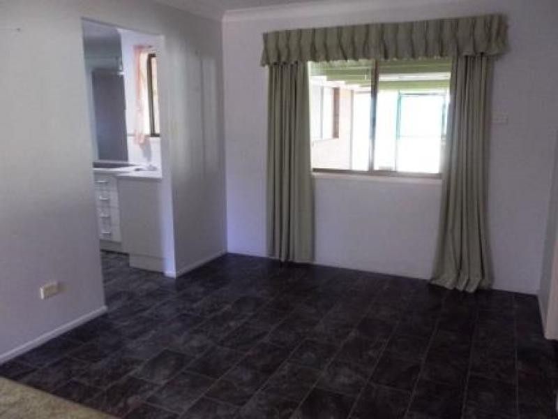 21 CHRISTINE AVE, Torquay QLD 4655