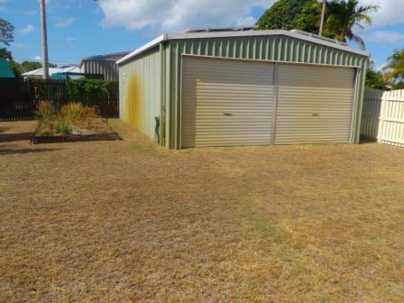 21 CHRISTINE AVE, Torquay QLD 4655
