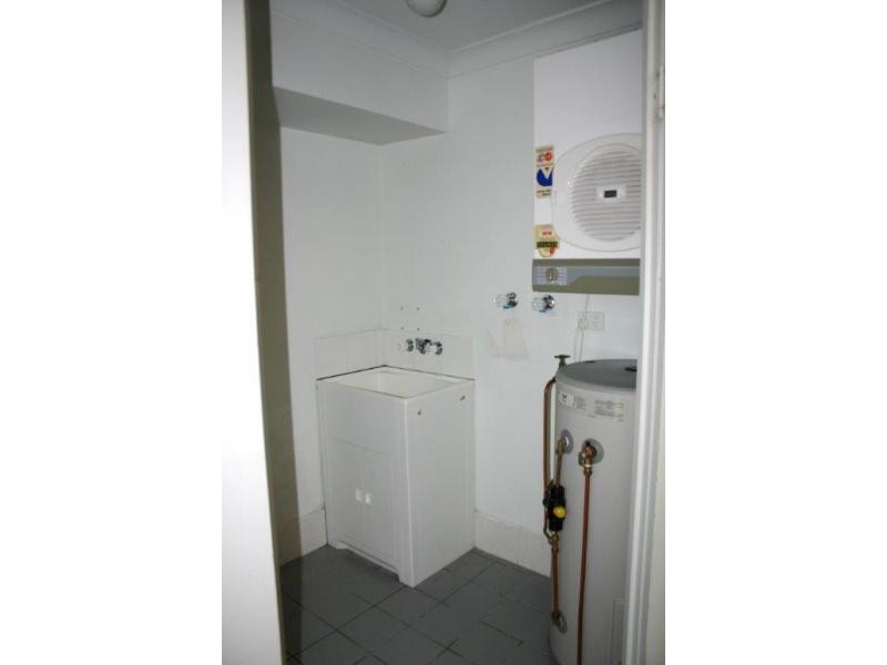 60 Whitby, Southport QLD 4215