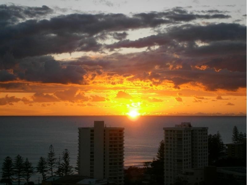 29 Hill Ave, Burleigh Heads QLD 4220