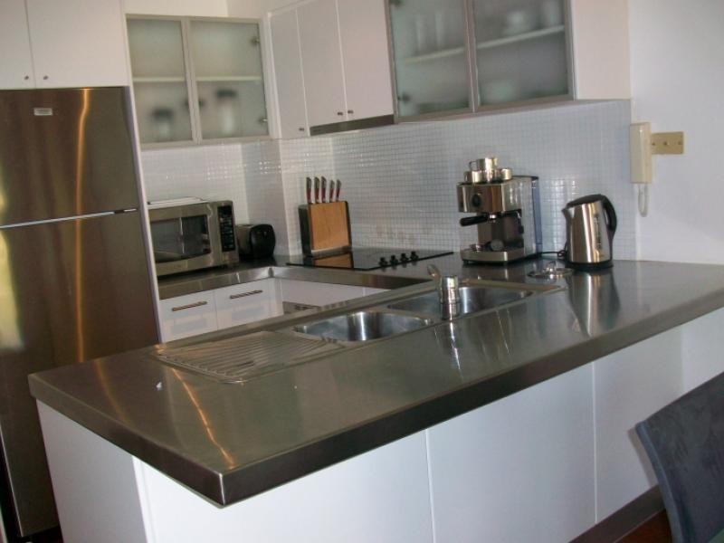 176 Sydney, New Farm QLD 4005