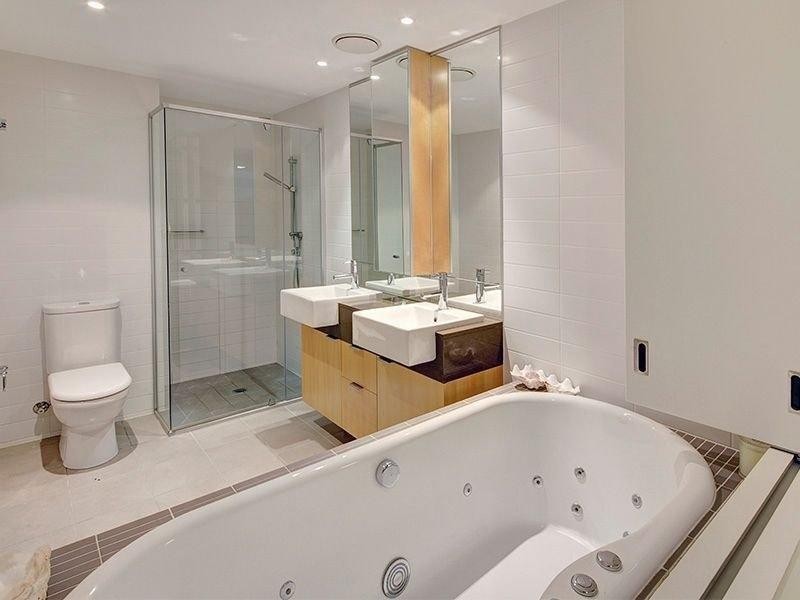 10 Pidgeon Close, West End QLD 4101