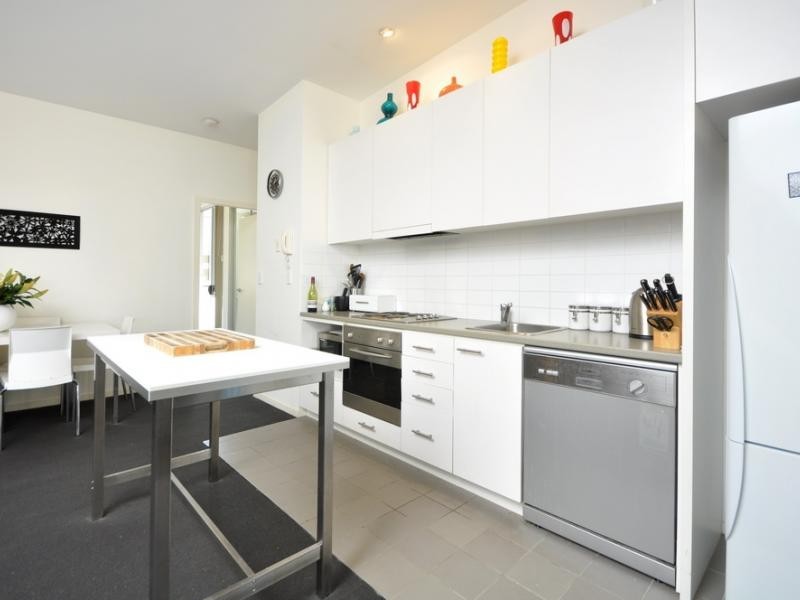 28 Masters Street, Newstead QLD 4006