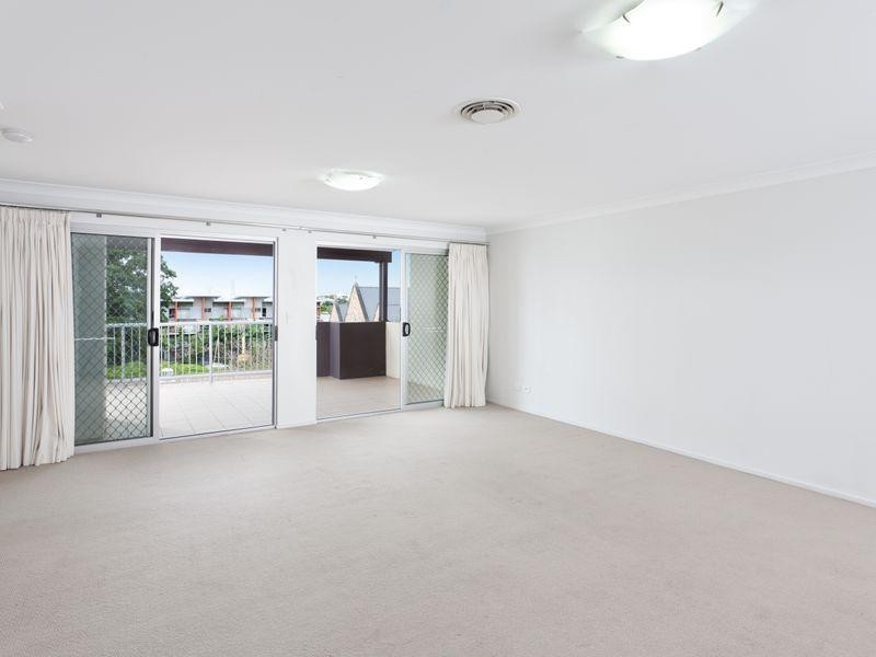 82 Berwick St, Fortitude Valley QLD 4006