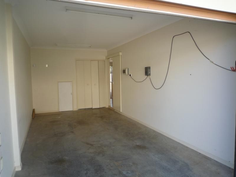8 Peninsula Ave, Cornubia QLD 4130