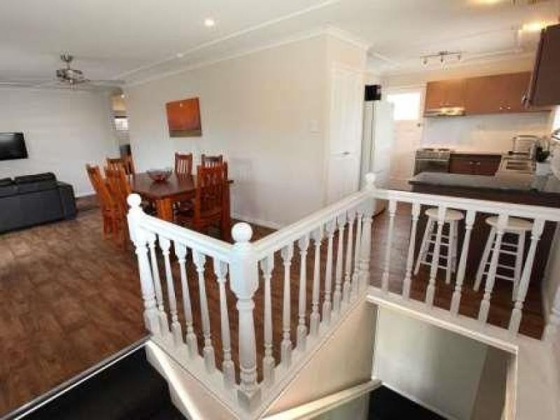 16 Saunders St, Point Vernon QLD 4655