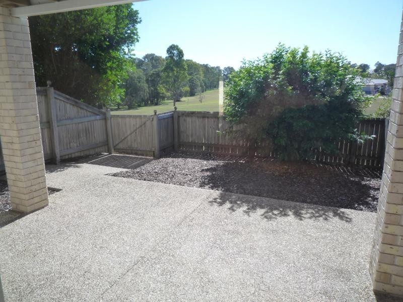 8 Peninsula Ave, Cornubia QLD 4130