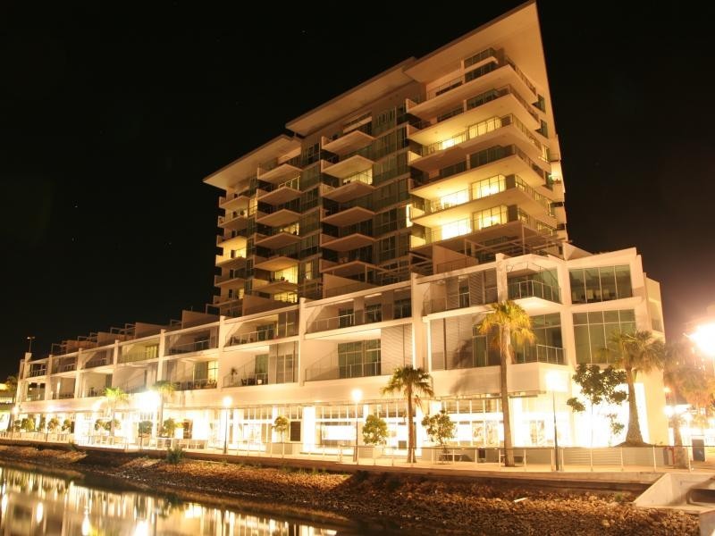 1 Duporth Avenue, Maroochydore QLD 4558
