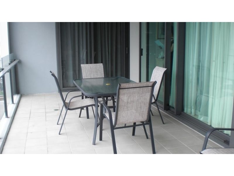 323 Bayview Street, Hollywell QLD 4216