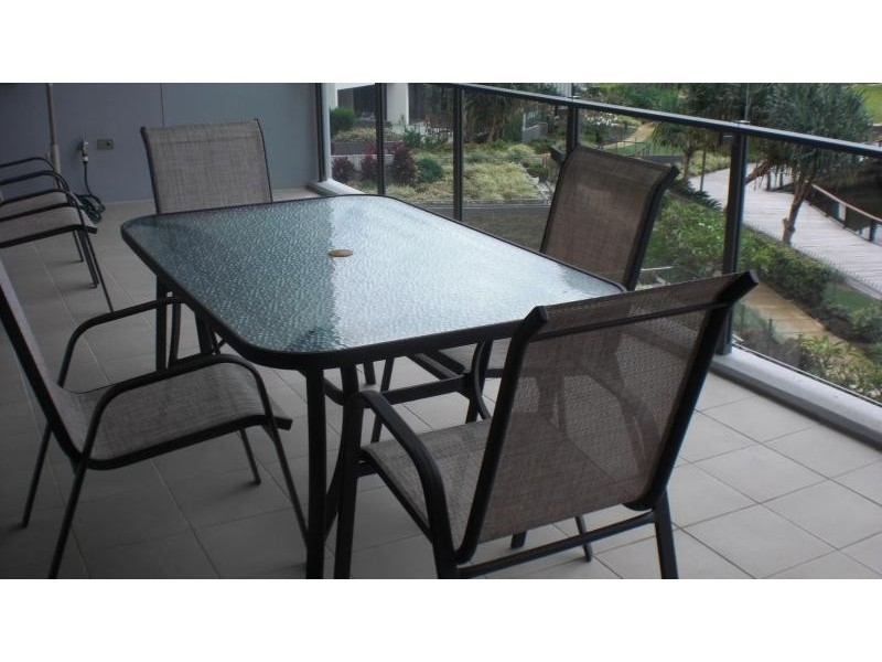 323 Bayview Street, Hollywell QLD 4216