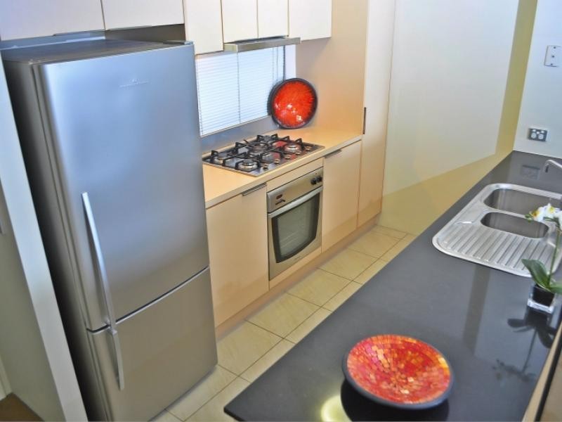 170 Leichhardt Street, Spring Hill QLD 4000