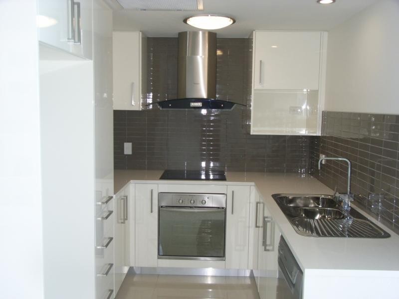 87 Marine Parade, Redcliffe QLD 4020