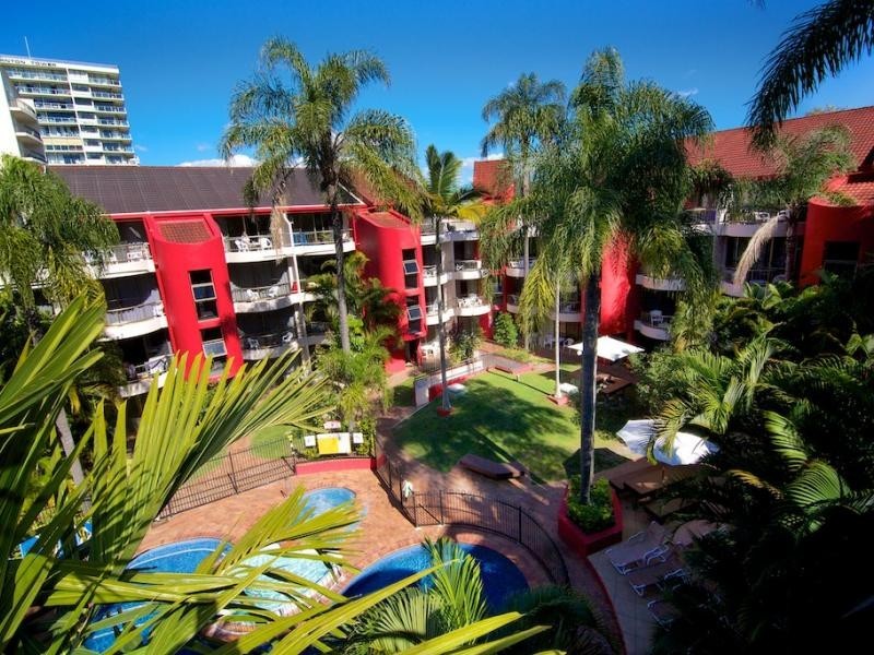 38 Enderley Ave, Surfers Paradise QLD 4217