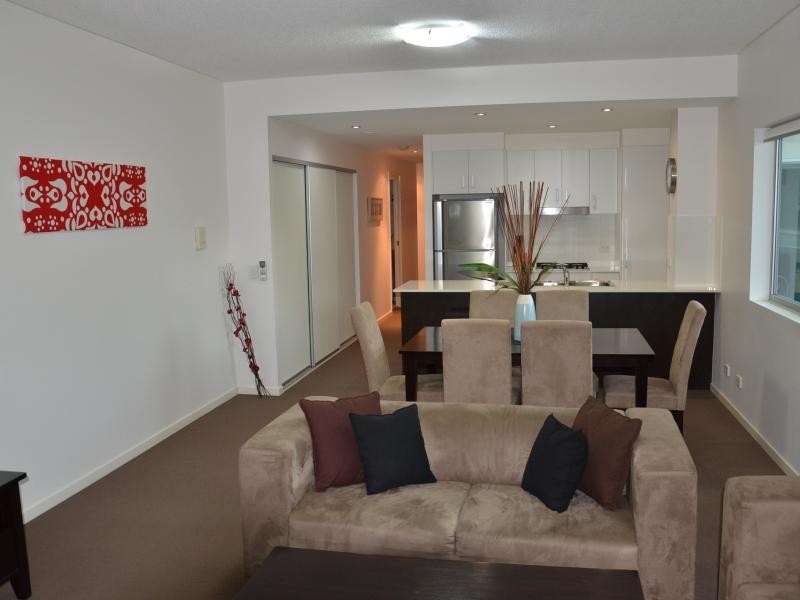 28 Ferry Rd, West End QLD 4101