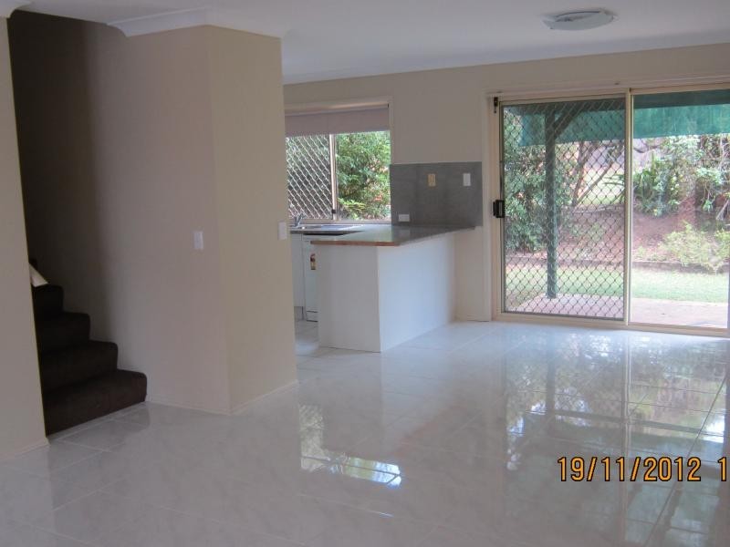 32 RIVERVIEW ROAD, Nerang QLD 4211