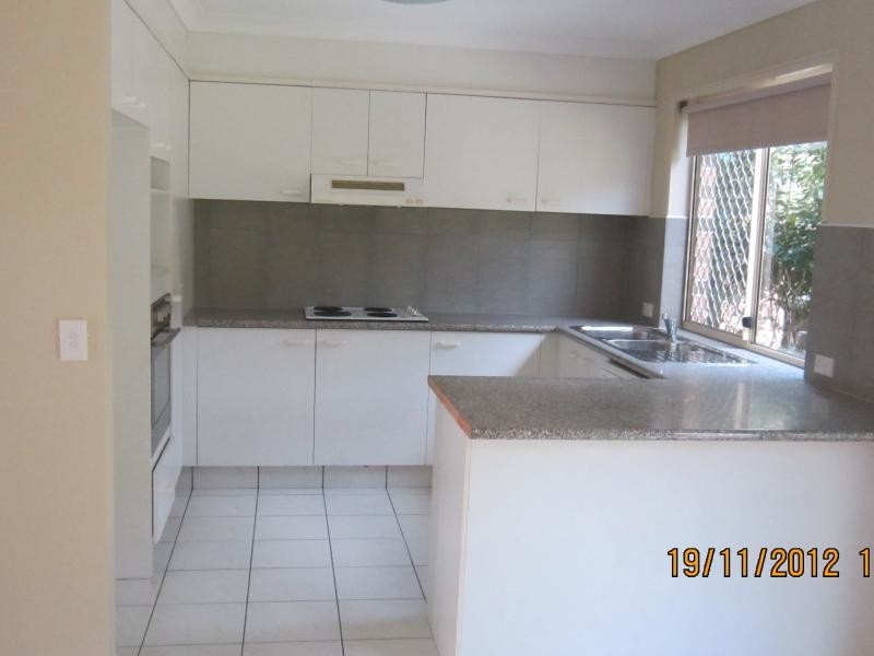 32 RIVERVIEW ROAD, Nerang QLD 4211