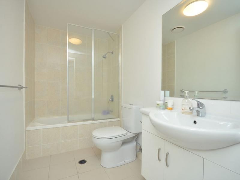 27 Berwick St, Fortitude Valley QLD 4006