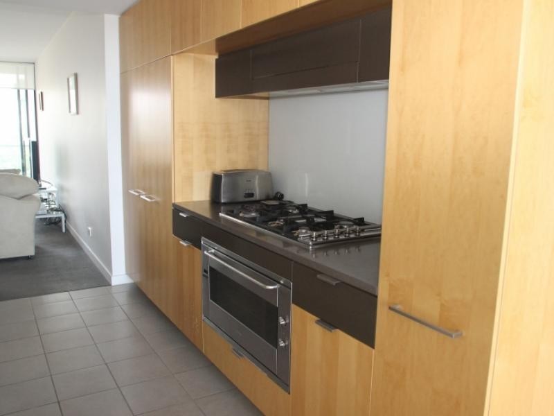 10 Pidgeon Close, West End QLD 4101