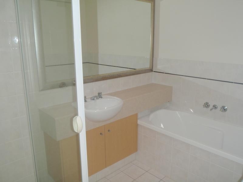 64 Gilston Road, Nerang QLD 4211