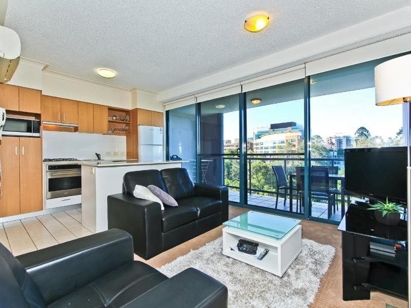 21 Patrick Lane, Toowong QLD 4066
