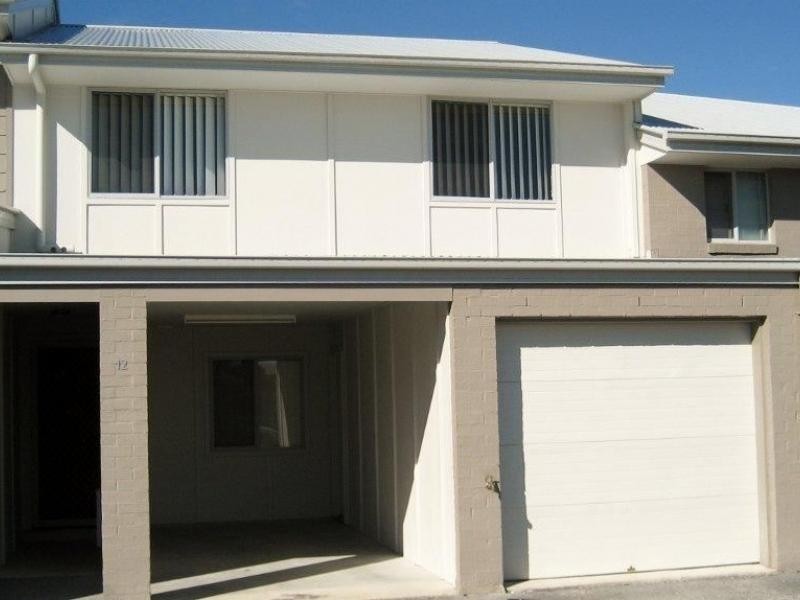 2 Toohey Street, Pacific Pines QLD 4211