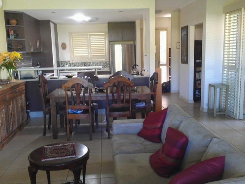 230 Pulgul St, Urangan QLD 4655