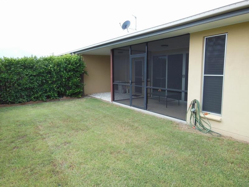 230 Pulgul St, Urangan QLD 4655