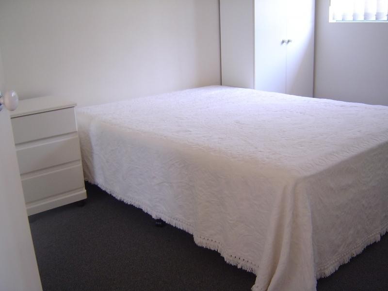 140 MARINE PARADE, Southport QLD 4215