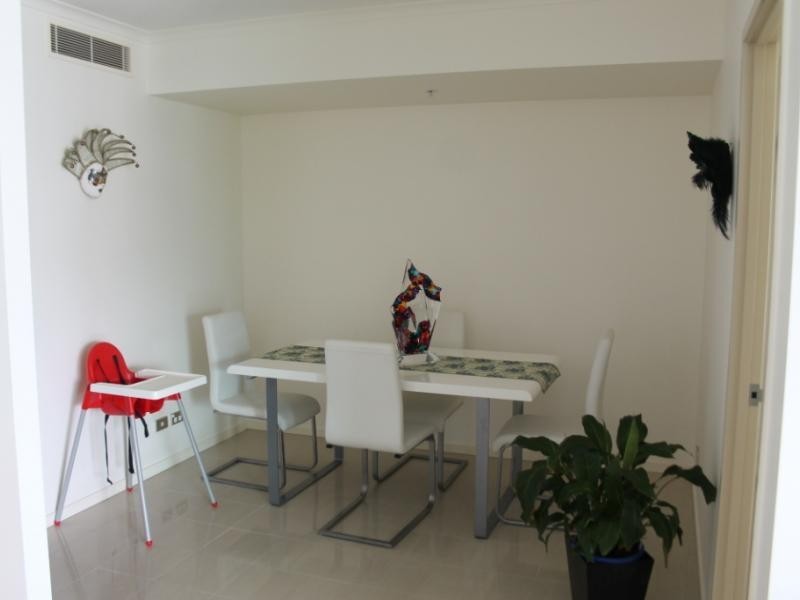 1 Duporth Avenue, Maroochydore QLD 4558