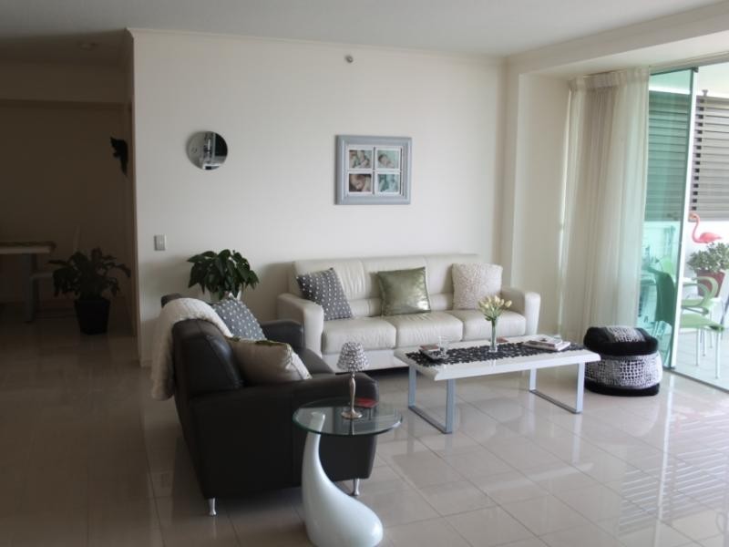 1 Duporth Avenue, Maroochydore QLD 4558