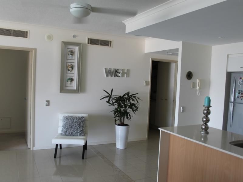 1 Duporth Avenue, Maroochydore QLD 4558