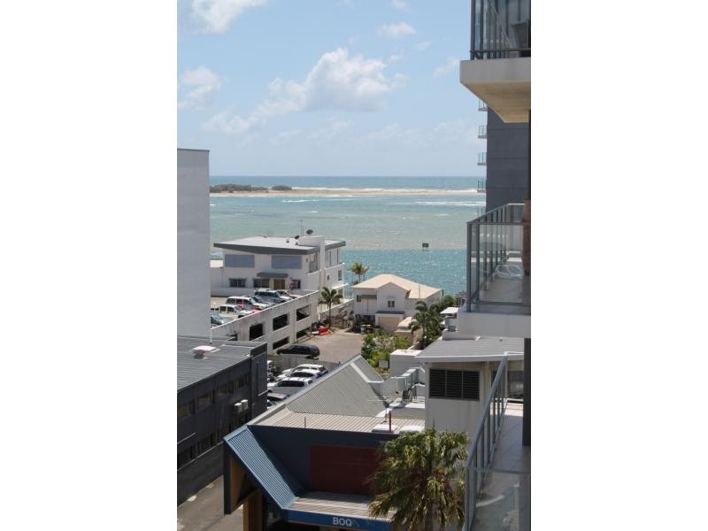1 Duporth Avenue, Maroochydore QLD 4558