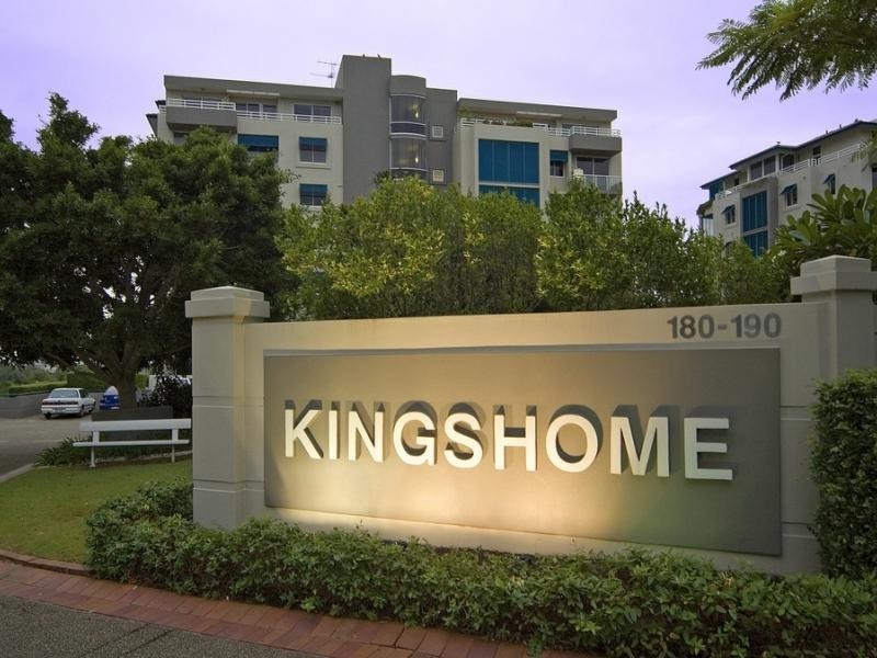 180 – 190 Swann Rd, Taringa QLD 4068