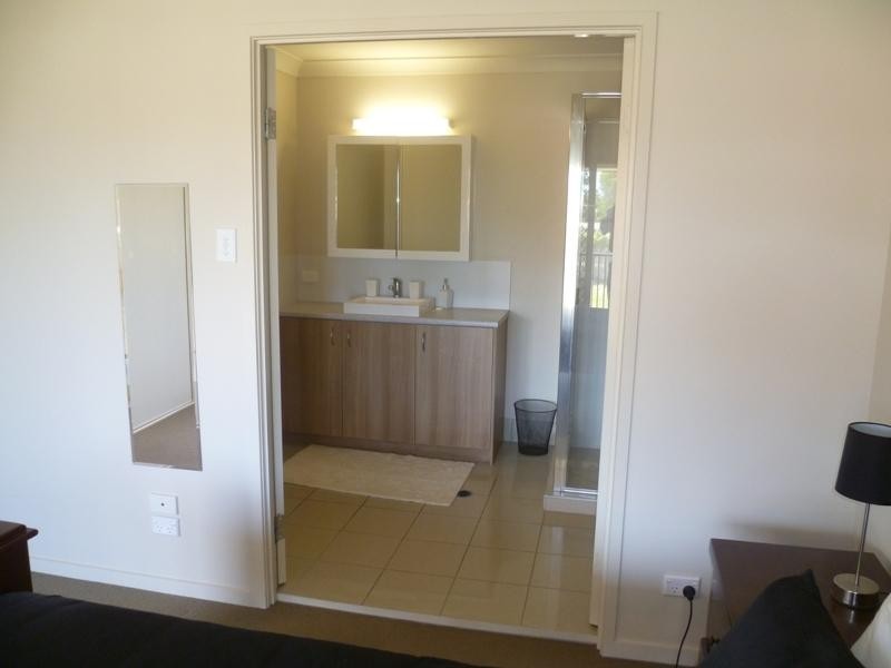 1 Ibis Boulevard, Eli Waters QLD 4655