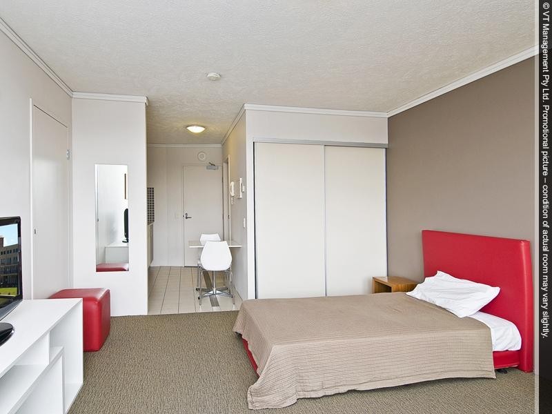 25 Lake Orr Drive, Robina QLD 4226