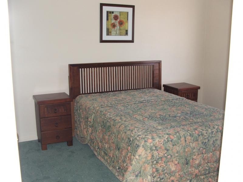 77 Nursery Ave, Runcorn QLD 4113