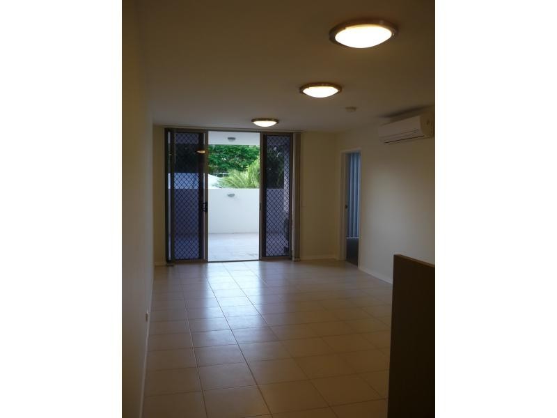 11 Riding Road, Hawthorne QLD 4171