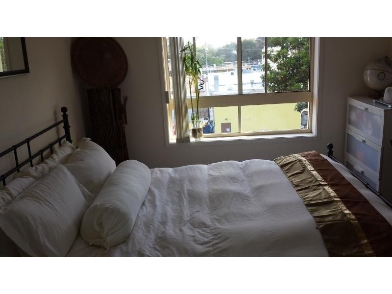 3-5 BARRANBALI STREET, Chevron Island QLD 4217