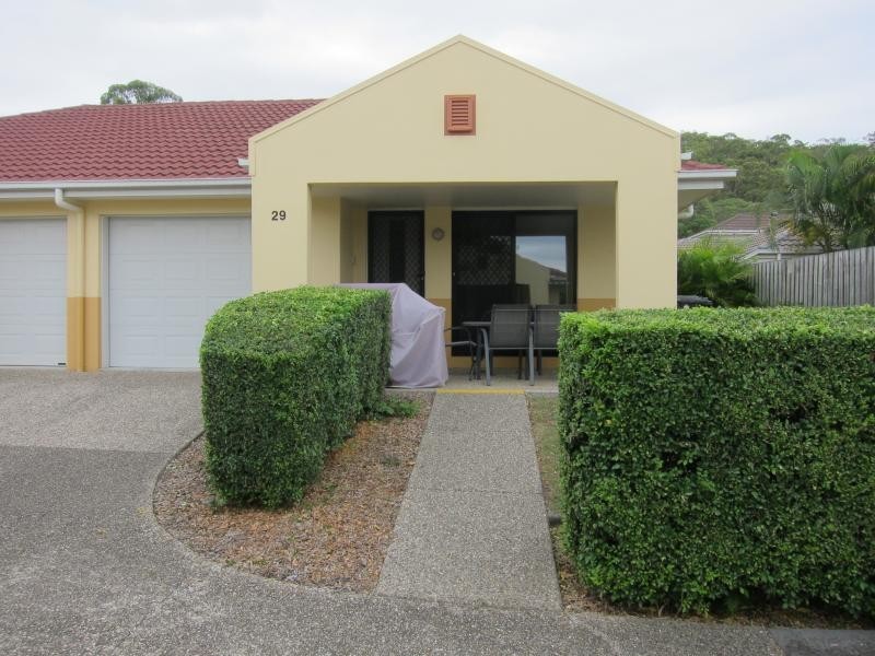 110 Scrub Rd, Carindale QLD 4152